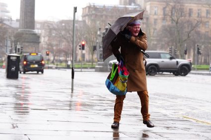 Storm Floris set to batter UK with ‘unseasonably strong’ 85mph winds, Met Office warns